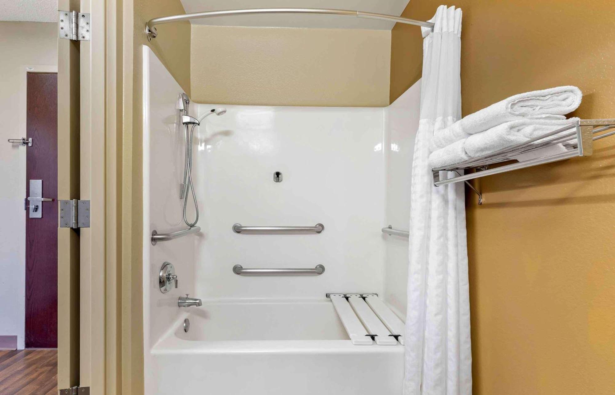 Extended Stay America Select Suites - Raleigh - Rtp - 4610 Miami Blvd Durham megye  Kültér fotó