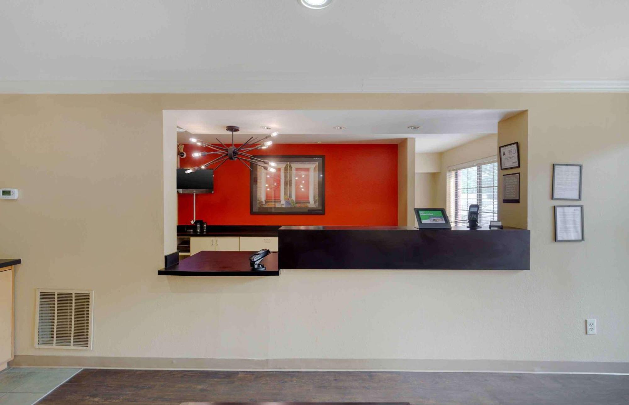 Extended Stay America Select Suites - Raleigh - Rtp - 4610 Miami Blvd Durham megye  Kültér fotó