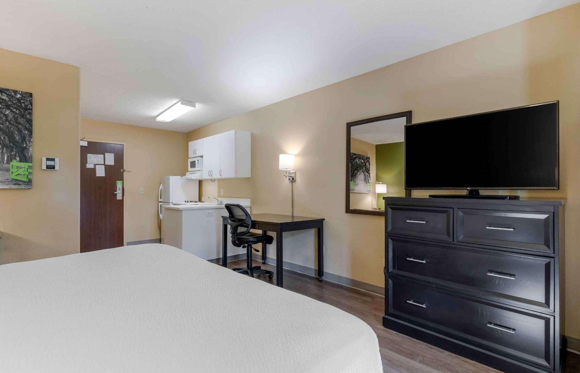 Extended Stay America Select Suites - Raleigh - Rtp - 4610 Miami Blvd Durham megye  Kültér fotó