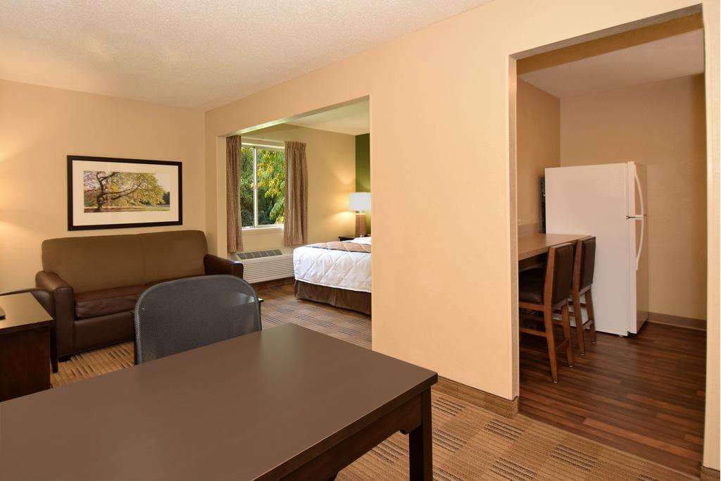 Extended Stay America Select Suites - Raleigh - Rtp - 4610 Miami Blvd Durham megye  Kültér fotó